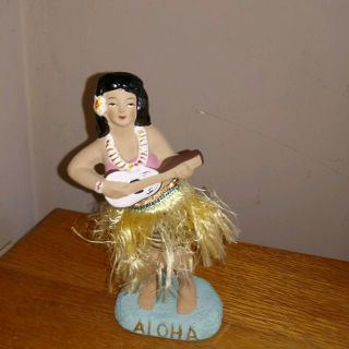 Vintage 1950s Ceramic Chalk Hawaiian Hula Girl Bobble Head Dashboard Doll
