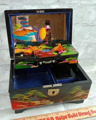 Vintage Oriental Zen Garden Musical Chinese Abalone Inlay Lacquer Jewelry Box
