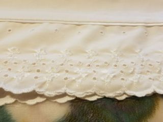 Vintage Cannon Pillow Cases Roses On White Shabby Chic Cottage