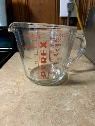 Vintage Pyrex Glass Measuring Cup 4 Cup / 32 Oz W/ Red Increments L@@k