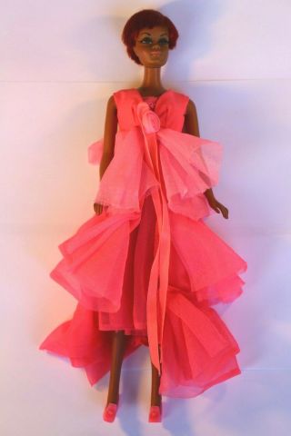Barbie Doll - Vintage - Julia Twist N Turn 1969 - In Pink Fantasy