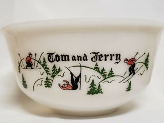 VTG TOM & JERRY MILK GLASS PUNCH BOWL SET INCL.  6 MATCHING CUPS.  SKI HOLIDAY. 3
