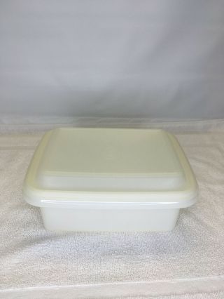 Vintage Tupperware Freeze & Store Ice Cream Keeper And Lid 1254 White