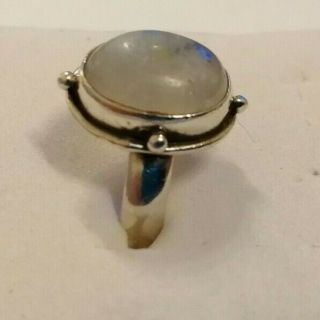 Vintage sterling silver and moonstone ring - size Q 2