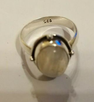Vintage sterling silver and moonstone ring - size Q 3