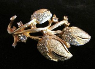 Vintage Mid Century Signed Bsk Pale Yellow Rhinestone Brooch In Gold - Tone