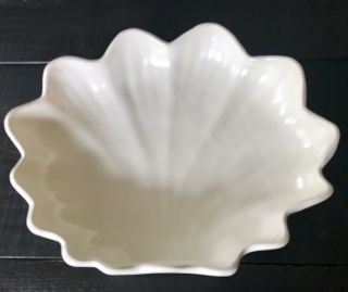 Catalina Pottery Low Shell Bowl Vintage Gladding Mcbean Satin Ivory