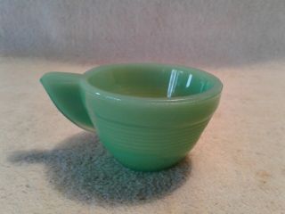 Vintage Jadeite Colored Akro Agate Child ' s Tea Set 3 Plates 4 Cups 1 Creamer 6