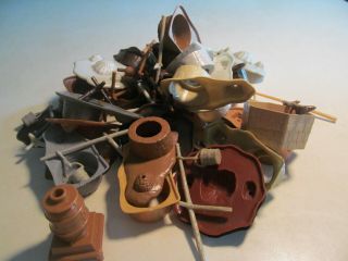 Vintage Marx Fort Apache/wagon Train Accessories With Issues
