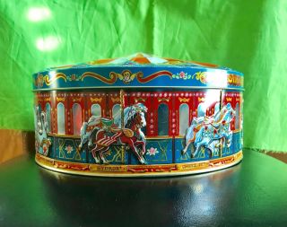 Vintage Sunshine Biscuit Carousel Gift Tin 4