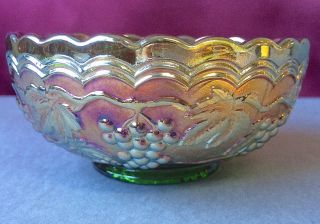 Vintage Imperial Grape Carnival Glass Berry Bowl Helios Green Made 1967 - 1970 2