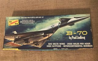 Rare Vintage Lindbergh B - 70 Bomber Plastic Model Kit 567:98
