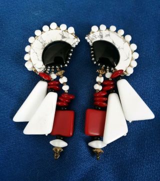 Vintage Joan Eagle Clip Earrings Chipita Artisan Gemstone & Glass Red White Blk