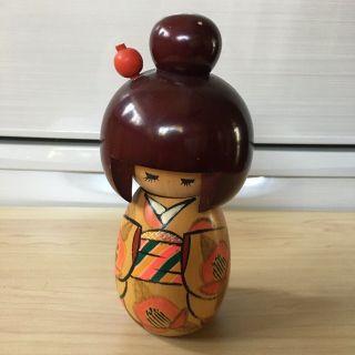 Japanese Vintage Kokeshi Doll Miyashita Hajime 7.  28 inches 18.  5 cm Award History 7