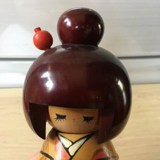 Japanese Vintage Kokeshi Doll Miyashita Hajime 7.  28 inches 18.  5 cm Award History 8