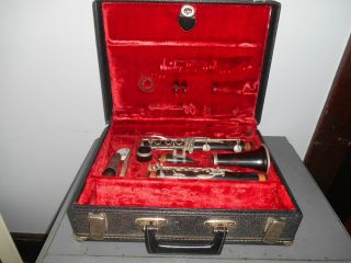 Vintage Noblet Paris France Wood Clarinet W Lined Case & Music