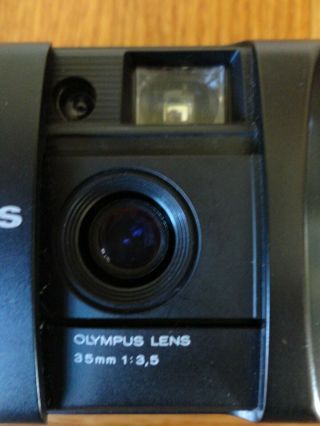 Vintage Olympus AM - 100 Point and Shoot 35mm 1:3,  5 Camera w/ Instructions & Case 3