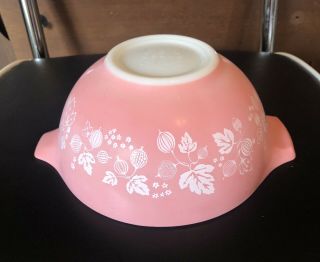 Pyrex Vintage 442 Pink Gooseberry Cinderella Nesting Mixing Bowl Pink 1 - 1/2 Qt 2