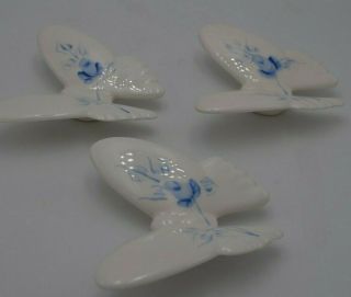 Vintage Homco Blue Roses Porcelain Ceramic Butterflies Picture Wall Hanging 2
