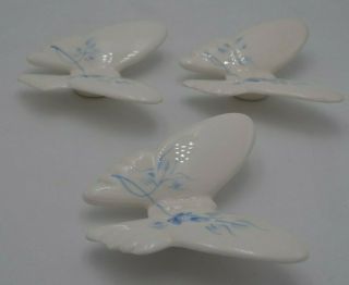 Vintage Homco Blue Roses Porcelain Ceramic Butterflies Picture Wall Hanging 4