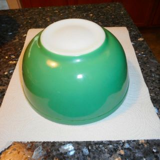Vintage Pyrex 403 Primary Green Mixing Bowl 3