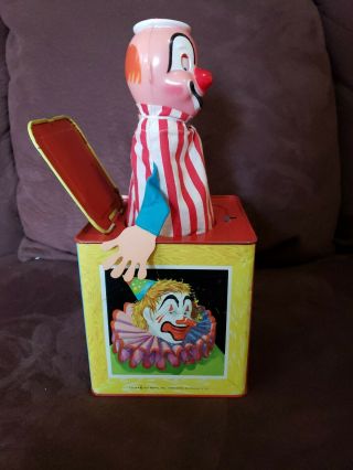 VINTAGE 1961 MATTY MATTEL TOYMAKERS JACK IN THE BOX TOY CLOWN 659 MUSICAL 4