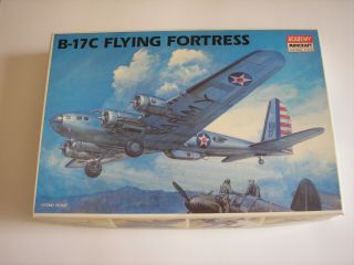 Vintage 1/72 Academy/minicraft B - 17c Flying Fortress - Kit 1666