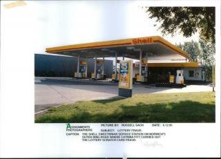 Shell Sweetbriar Service Station.  - Vintage Photo