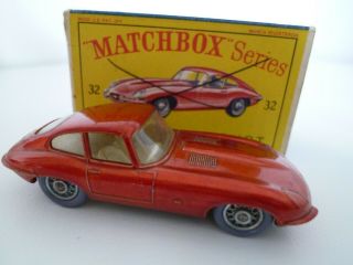 Vintage Matchbox Lesney No.  32b Jaguar E Type 1962 Grey Tyres