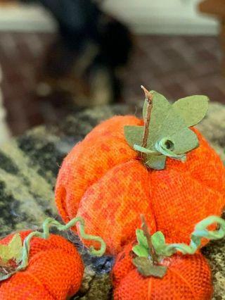 Vintage Miniature Dollhouse Artisan FALL Fabric Crafted Pumpkins Leaves Stems 2
