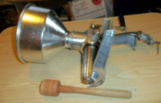 Vintage Berarducci Brothers Squeezo Strainer 400 - Ts With Wood Food Pusher