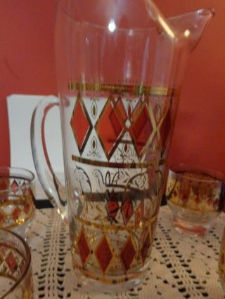 Vtg Martini / Juice Pitcher With 4 Glasses Gold Band with Red Diamonds 3