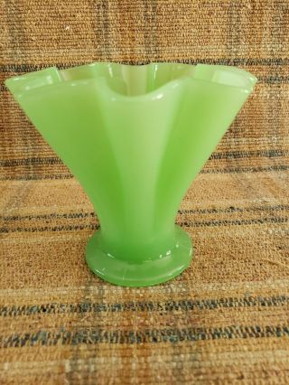 Vtg Fenton " Jadite Green " Melon Fluted Fan Vase,  7 " Tall Gorgeous