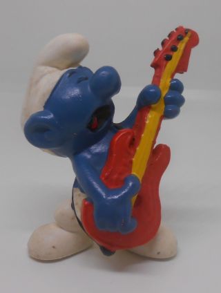 Peyo Vintage Smurf Figure 1977 Rock 