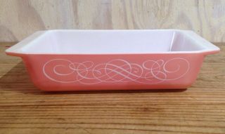 Vintage Pink Pyrex Rectangle Casserole Dish White Scroll 2 Qt 575