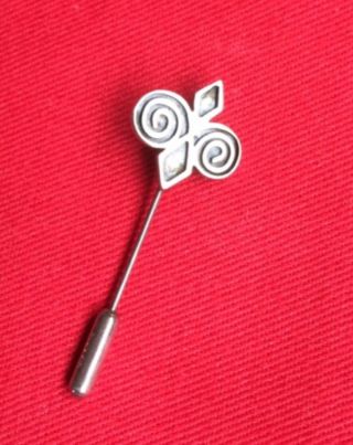 Vintage Ola Gorie Scottish Sterling Silver - Small Stick Pin Marked Omg