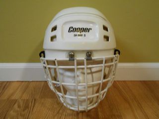 Vtg Cooper Sk 600 S White Hockey Helmet W/ Mask