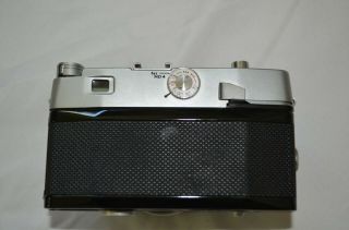 Petri Hi - Lite Camera Vintage 60s 35mm Kuribayashi Rangefinder with Leather Case 3