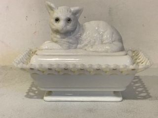 Vintage Westmoreland Milk Glass Cat Covered Candy Dish