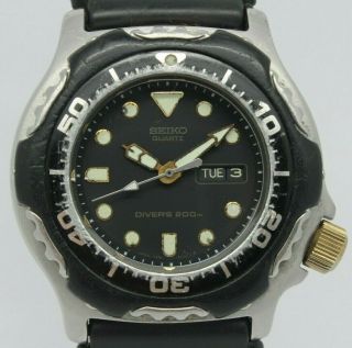 Vintage 1991 Seiko 200m Mens Quartz Divers Watch 7n36 - 6a09 Z22 Strap Gold Crown
