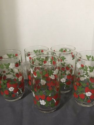 5 Vintage Glass Tumblers Strawberries By Libbey 5” Tall 4