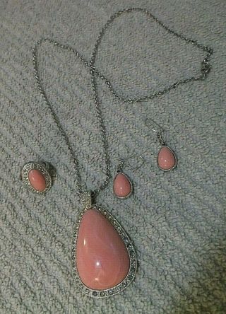 Vintage Avon Necklace/ring & Earrings Pink Stone & Clear Rhinestone Set