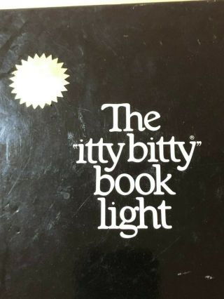 Vintage The Itty Bitty Book Light.  1982 Zelco