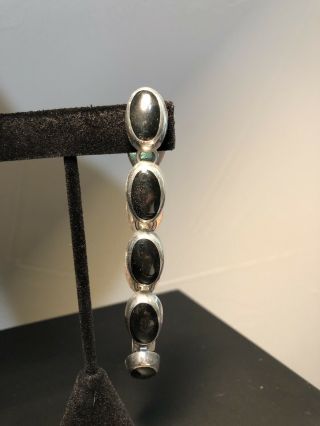 Vintage 7 1/2 ".  925 Sterling Silver Black Onyx Mexican Cabochon Bracelet