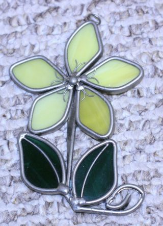 VINTAGE stained GLASS window ornament SUN CATCHER yellow flower green leaves 2