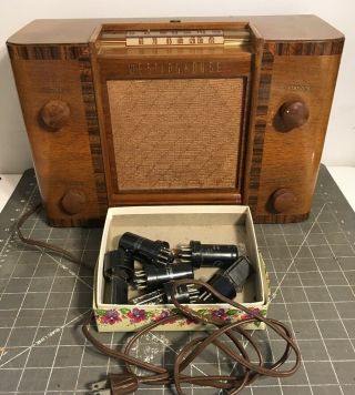 Vtg 1946 Westinghouse Tube Radio Model H130 For Parts/repair