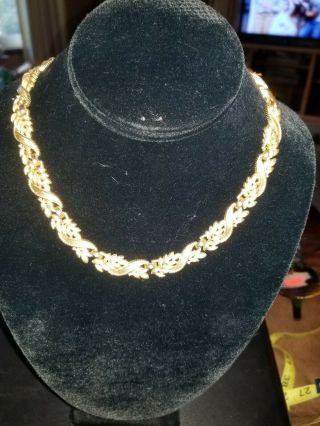 Vtg.  Crown Trifari Gold Tone Leaves/ribbon Necklace With Key Charm 14 1/4 ",  Ex