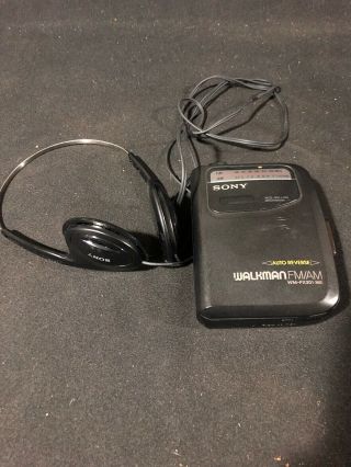 Vintage Sony Auto Reverse Walkman Wm - Fx301 Am/fm Radio Cassette Player