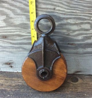 Antique Vintage Cast Iron And Wood Barn Pulley