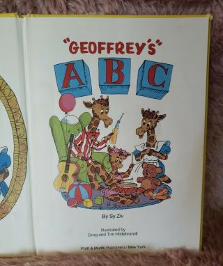 Toys R Us rare vintage book Geoffrey ' s ABC 1975 3